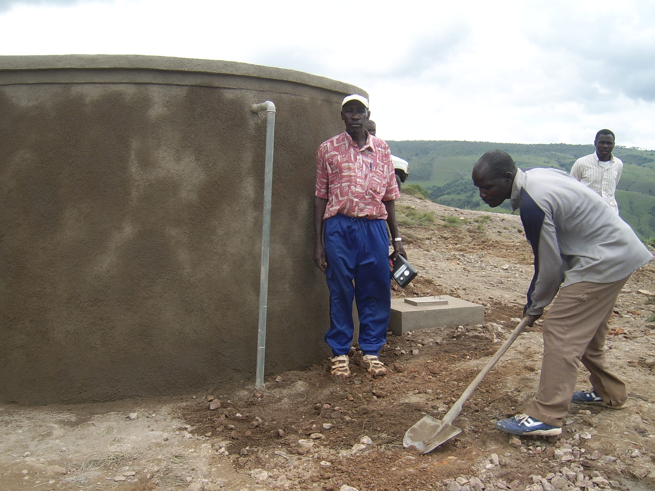 Nuovo acquedotto in Burundi